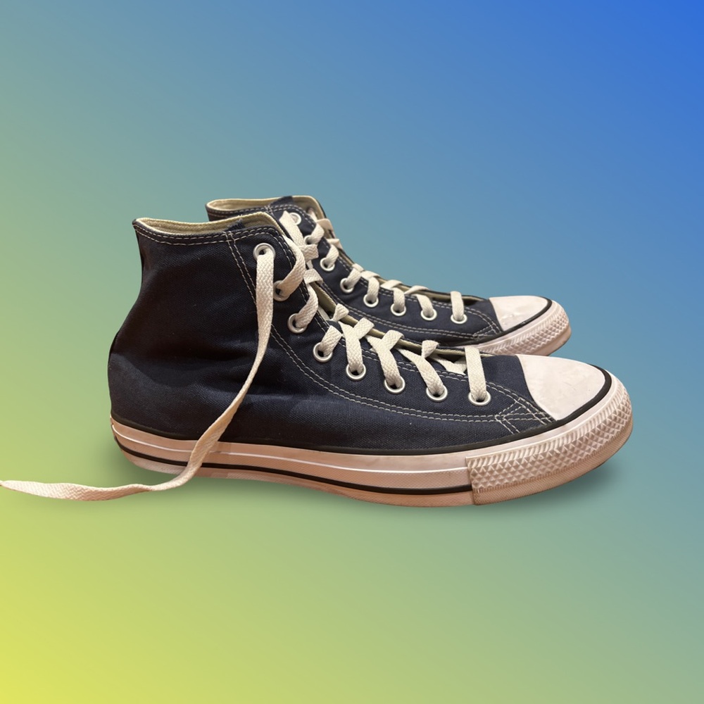 Navy high-top converse